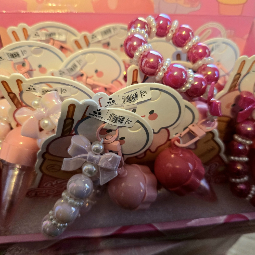 NIB Lipgloss Beaded Bracelet